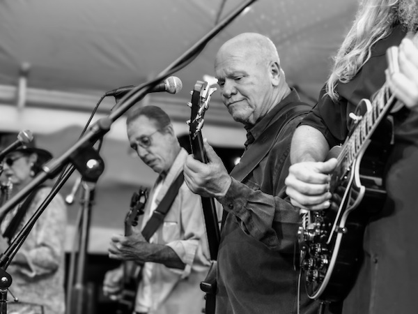 Thunder Rose Music live at Autumn Leaves Festival 2